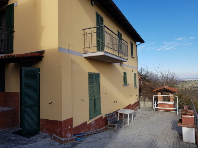 Montu’ Beccaria (PV) VENDITA Villino con vista panoramica Rif. 550
