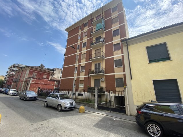 Stradella (PV) Via Pisacane VENDITA Appartamento quadrilocale con box e cantina Rif. C484